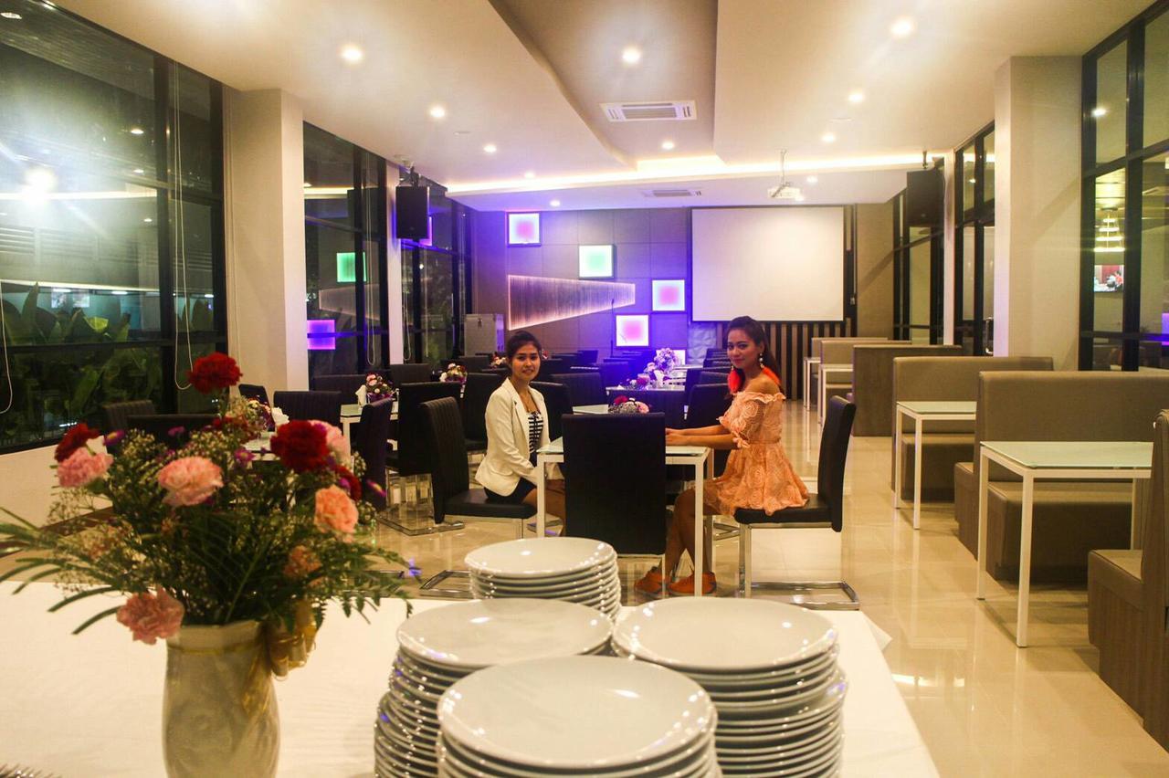 Ac运动中心酒店 合艾 外观 照片